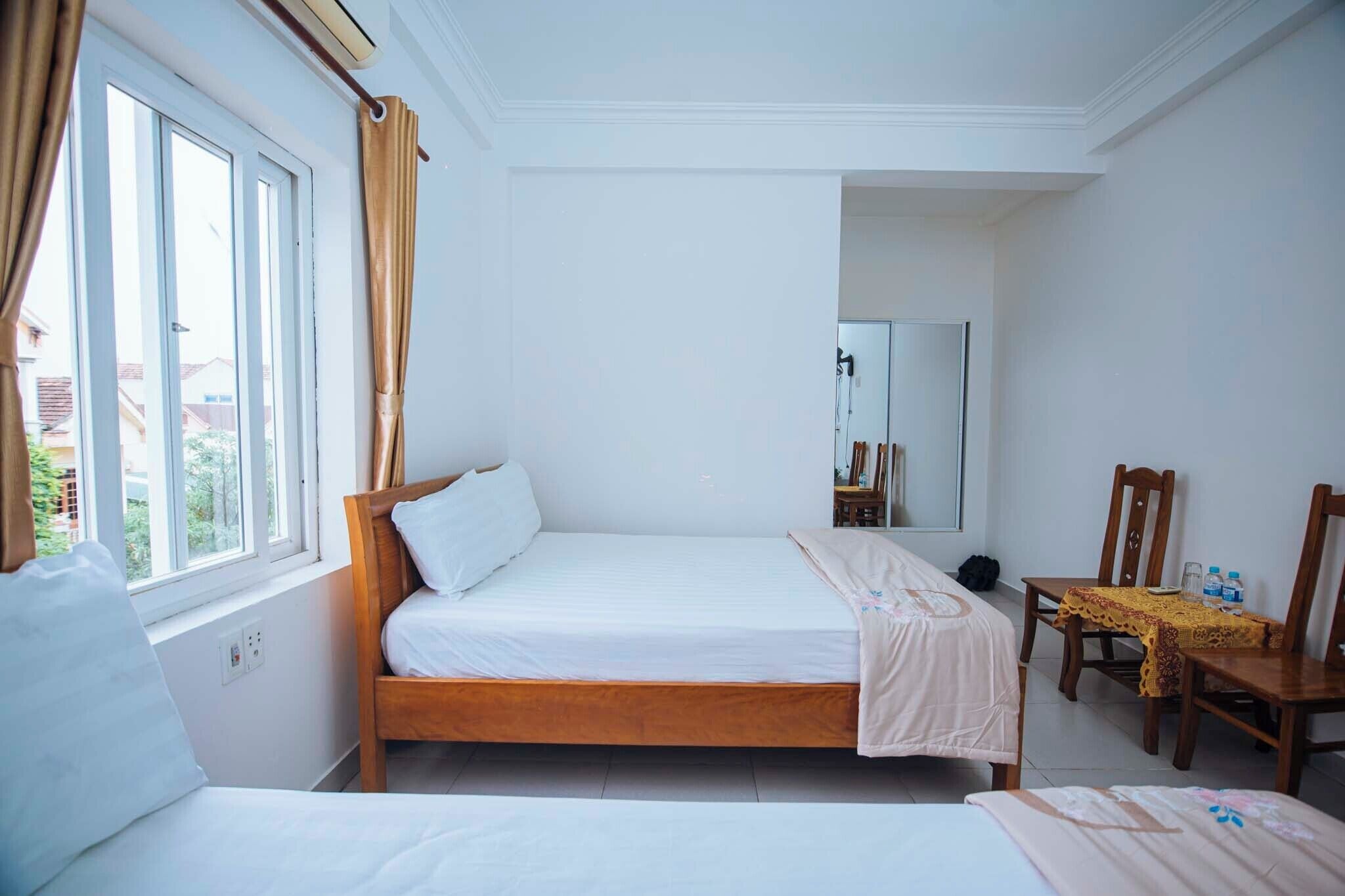 Standard Room, 2 Double Beds | Free WiFi, bed sheets