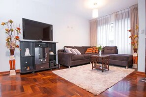 Fernseher, Netflix, Streaming-Dienste