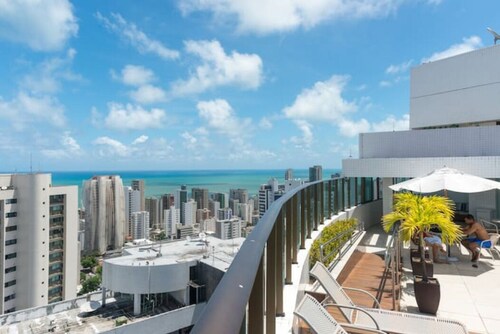 Lindo Flat no Beach Class Santa Maria em Boa Viagem 