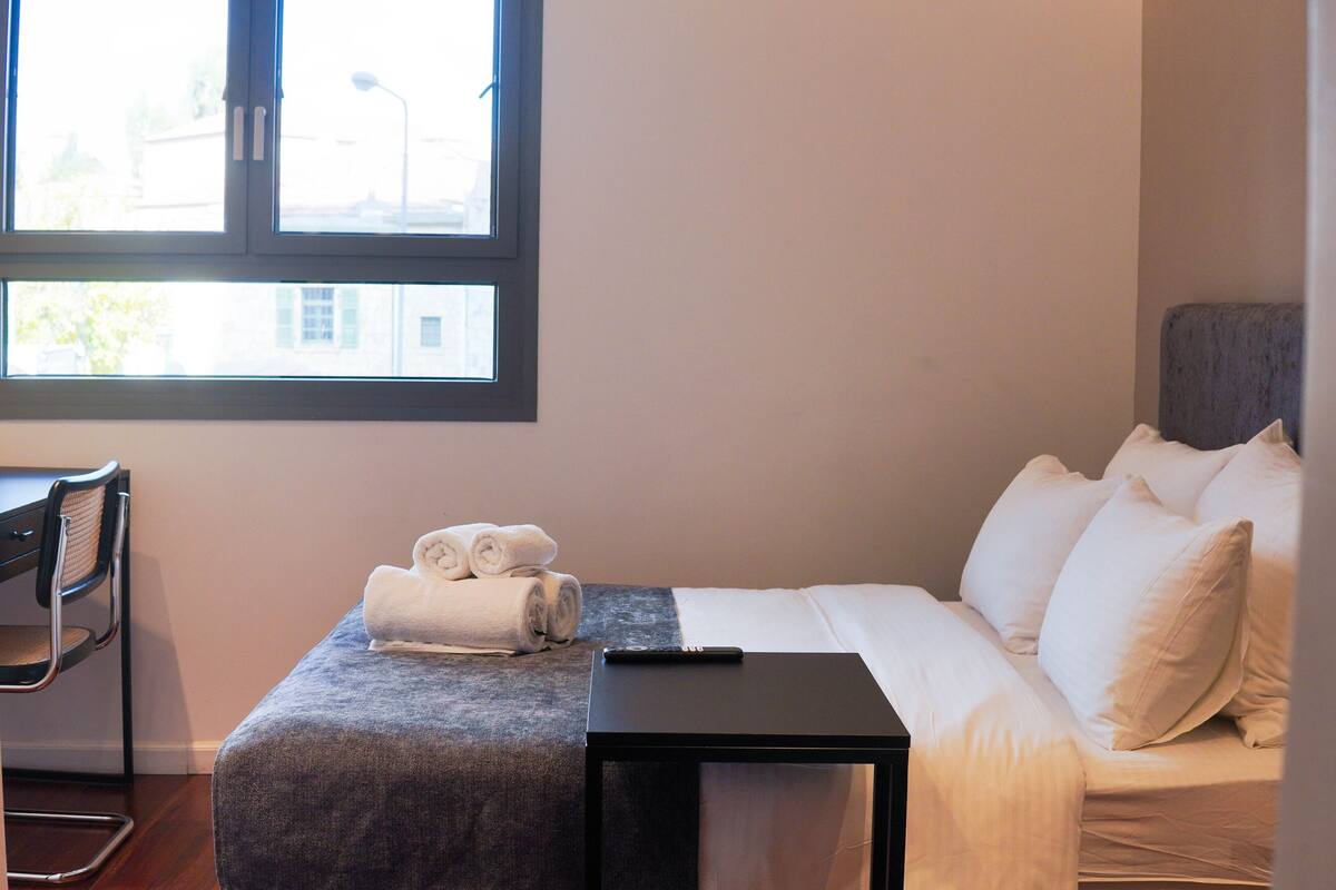 Decoración personalizada, muebles diferentes y escritorio