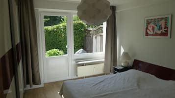 2 Schlafzimmer, Bügeleisen/Bügelbrett, Reisekinderbett, kostenloses WLAN