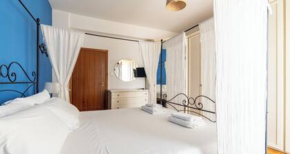 Boninsegna 1 - Two Bedroom Apartment, Sleeps 4