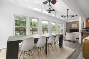 تناول الطعام