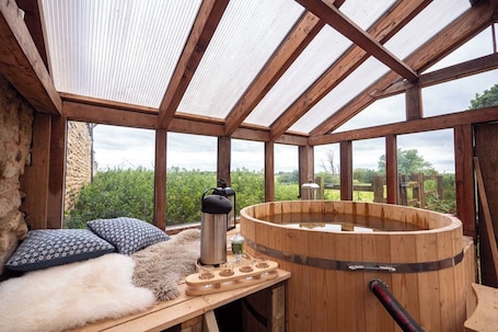 Interior. Beautiful Giant Glamping Yurt: Sleeps 8
