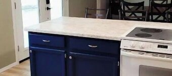 Completely renovated lakehouse with all the extras