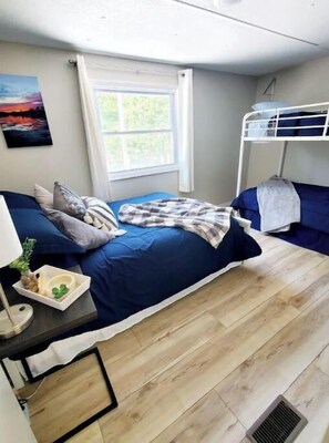 2 bedrooms