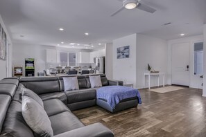 TV, foosball - Breezin': Pool, Spa, Fire Pit, Foosball and more! (Indio)