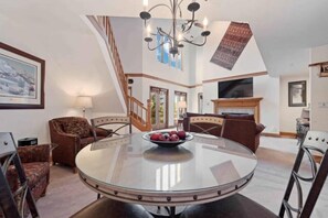 Interior - The Charter at Beaver Creek L011 (Beaver Creek)