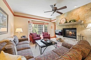 TV, fireplace - The Charter at Beaver Creek A220 (Beaver Creek)