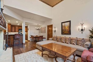 TV connectée, cheminée