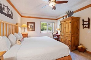 Iron/ironing board, travel crib, WiFi, bed sheets