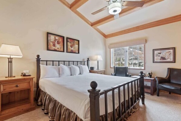 Iron/ironing board, travel cot, WiFi, bed sheets
