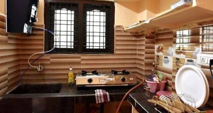 AVN302 - Lovely 1 Bedroom, AC, Wifi, Kitchen set