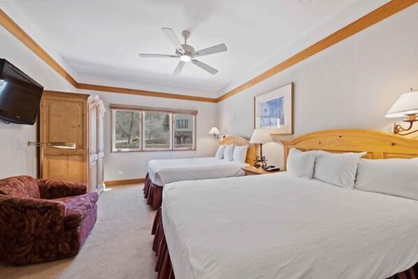 旅行用ベビーベッド、WiFi、ベッドシーツ