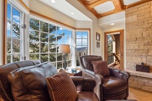 Interior - The Charter at Beaver Creek F320 (Beaver Creek)