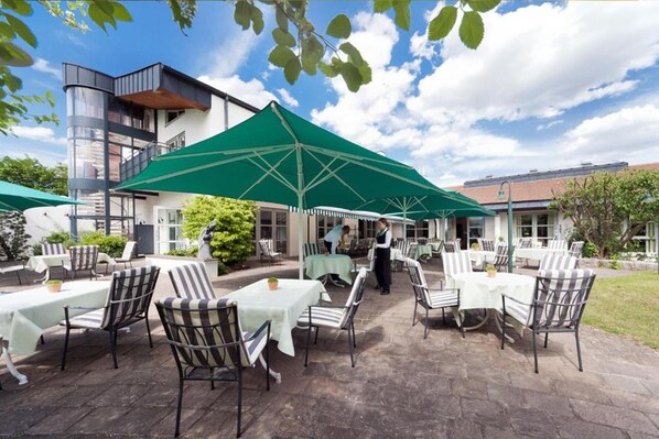 Sun deck