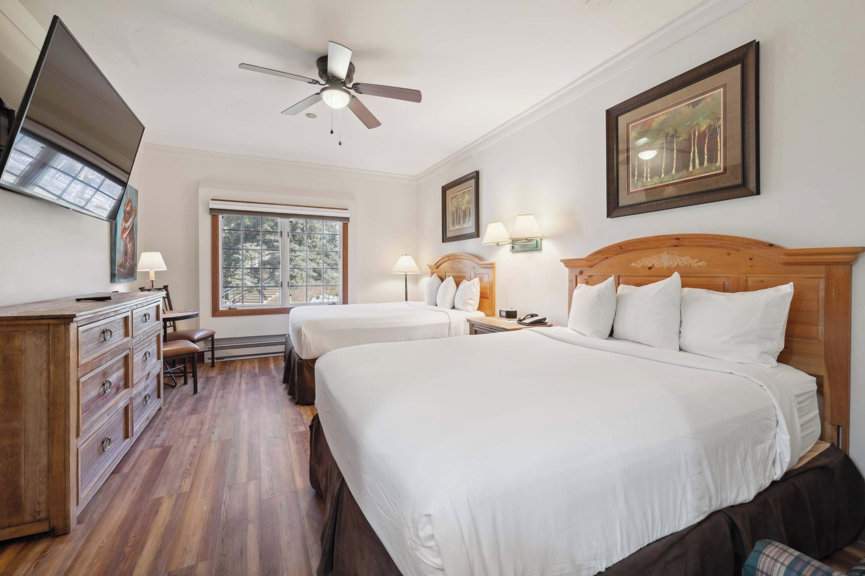 Strykejern/-brett, reiseseng for barn, wi-fi og sengetøy