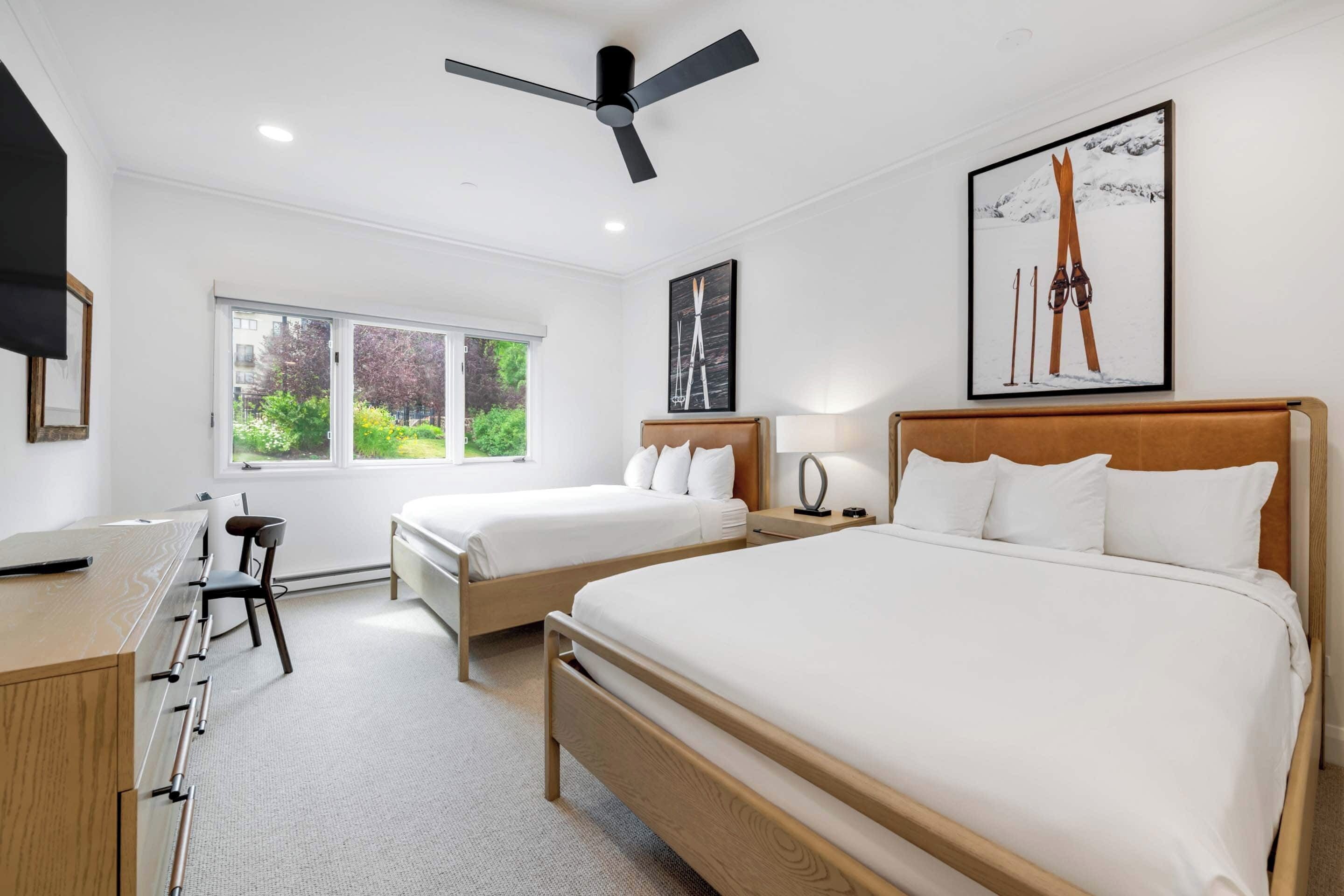 アイロン / アイロン台、旅行用ベビーベッド、WiFi、ベッドシーツ