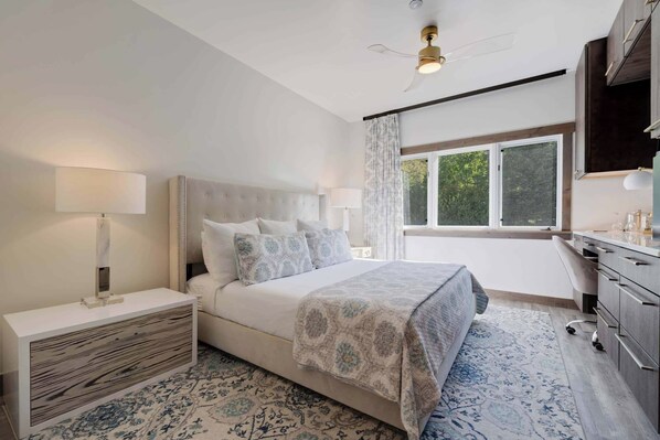 Iron/ironing board, travel cot, WiFi, bed sheets