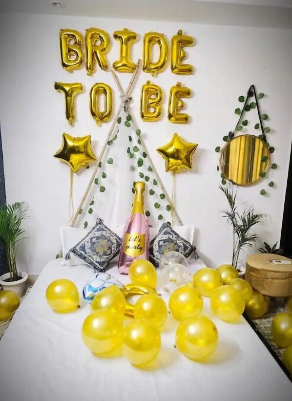 Interior - Green Theme room with Terrace in 3bhk near Saket (New Delhi)