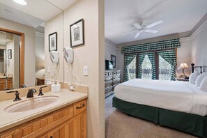 2 bedrooms, iron/ironing board, travel cot, WiFi - The Charter at Beaver Creek D240 (Beaver Creek)