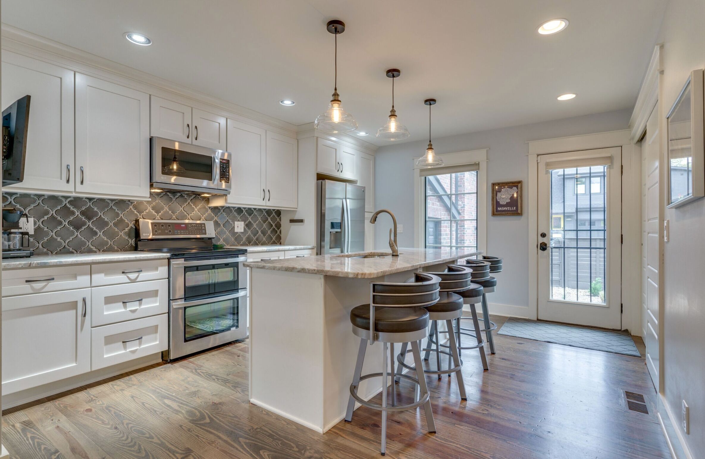 Heart of 12 South Premier Location Peaceful & Private Townhouse