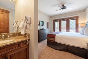 2 bedrooms, iron/ironing board, travel crib, WiFi