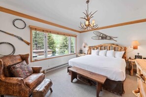 2 bedrooms, iron/ironing board, travel cot, WiFi - The Charter at Beaver Creek C440 (Beaver Creek)