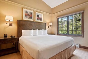 1 quarto, berço de viagem, Wi-Fi, roupa de cama