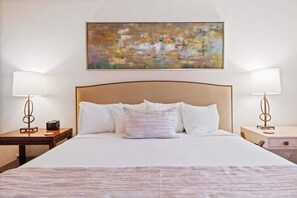 2 bedrooms, iron/ironing board, travel cot, WiFi - The Charter at Beaver Creek C160 (Beaver Creek)