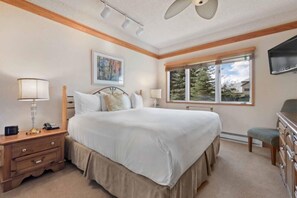 1 chambre, lit parapluie, Wi-Fi, draps fournis