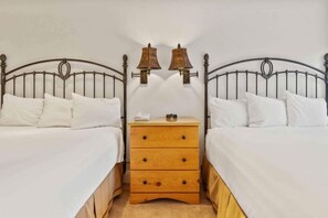 Iron/ironing board, travel cot, WiFi, bed sheets - The Charter at Beaver Creek B335 (Beaver Creek)