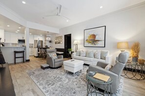 TV, fireplace - The Charter at Beaver Creek B130 (Beaver Creek)