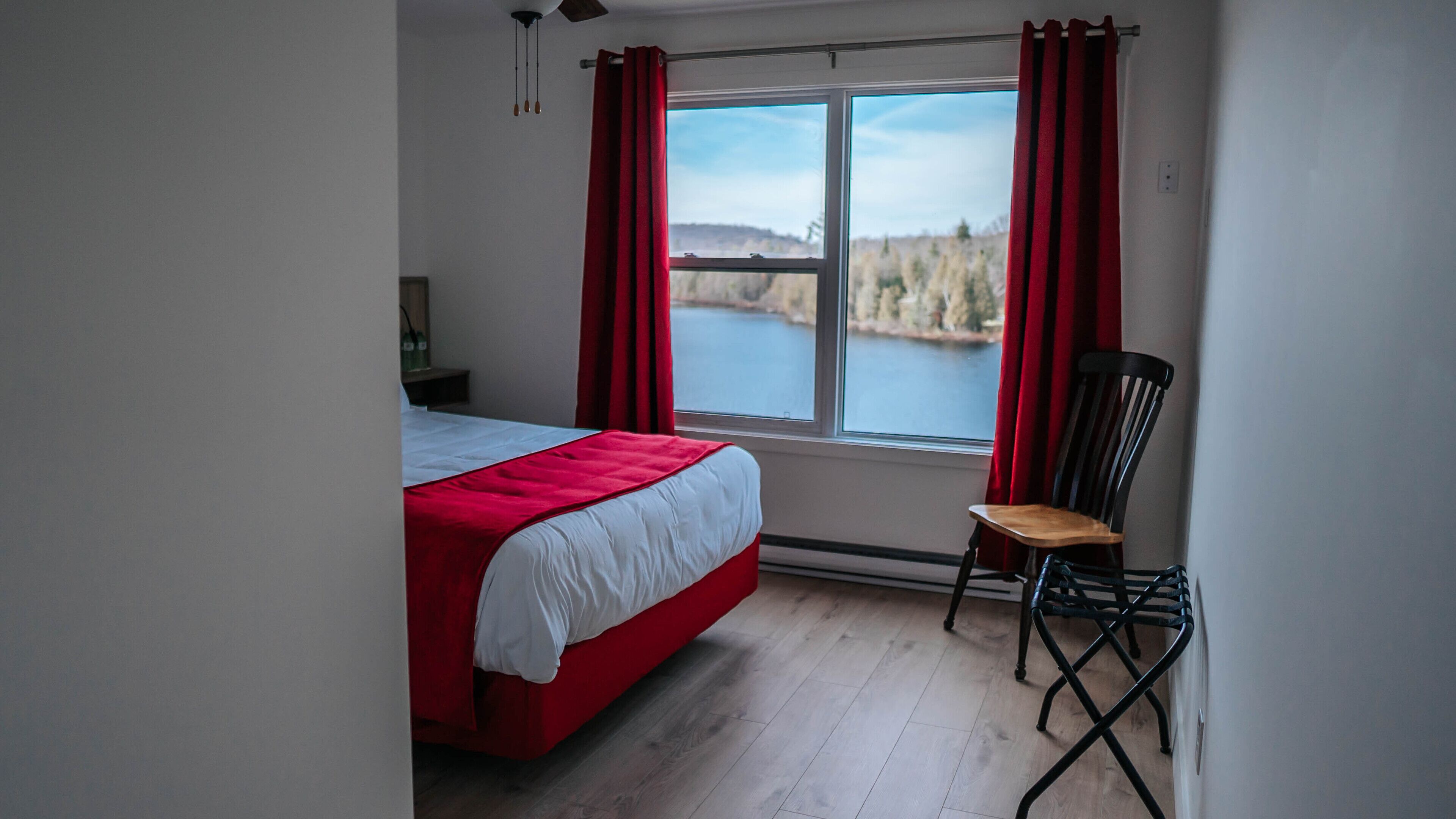 豪華雙人房 | 湖景