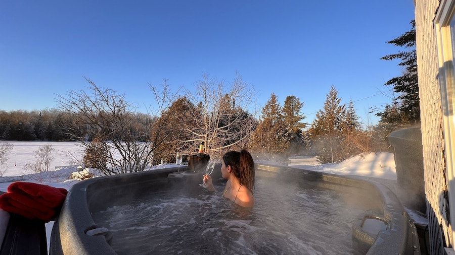 Auberge Lac du Pin Rouge