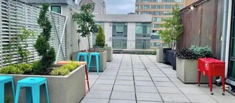 SoHo Magnificent 3 Bedroom Apartment