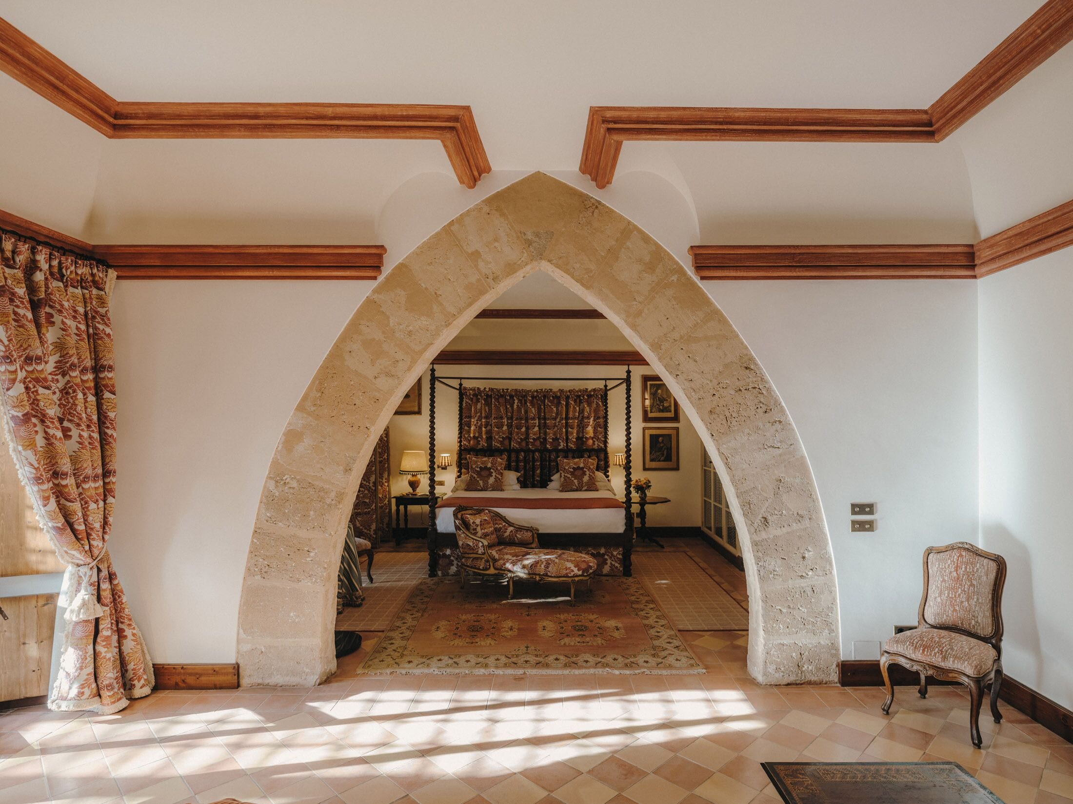 Egyptian cotton sheets, premium bedding, down comforters