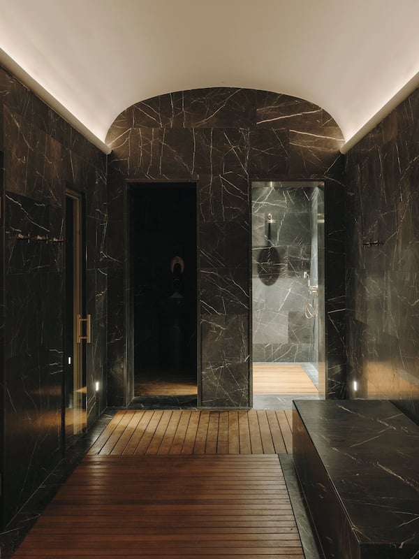 Sauna, steam room, hot springs, body treatments, aromatherapy