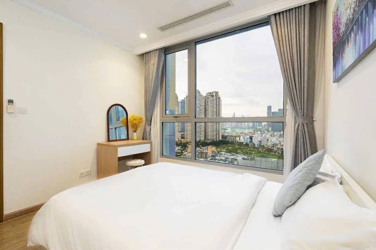 Deluxe-Apartment, 3 Schlafzimmer | Hochwertige Bettwaren, Schreibtisch, laptopgeeigneter Arbeitsplatz