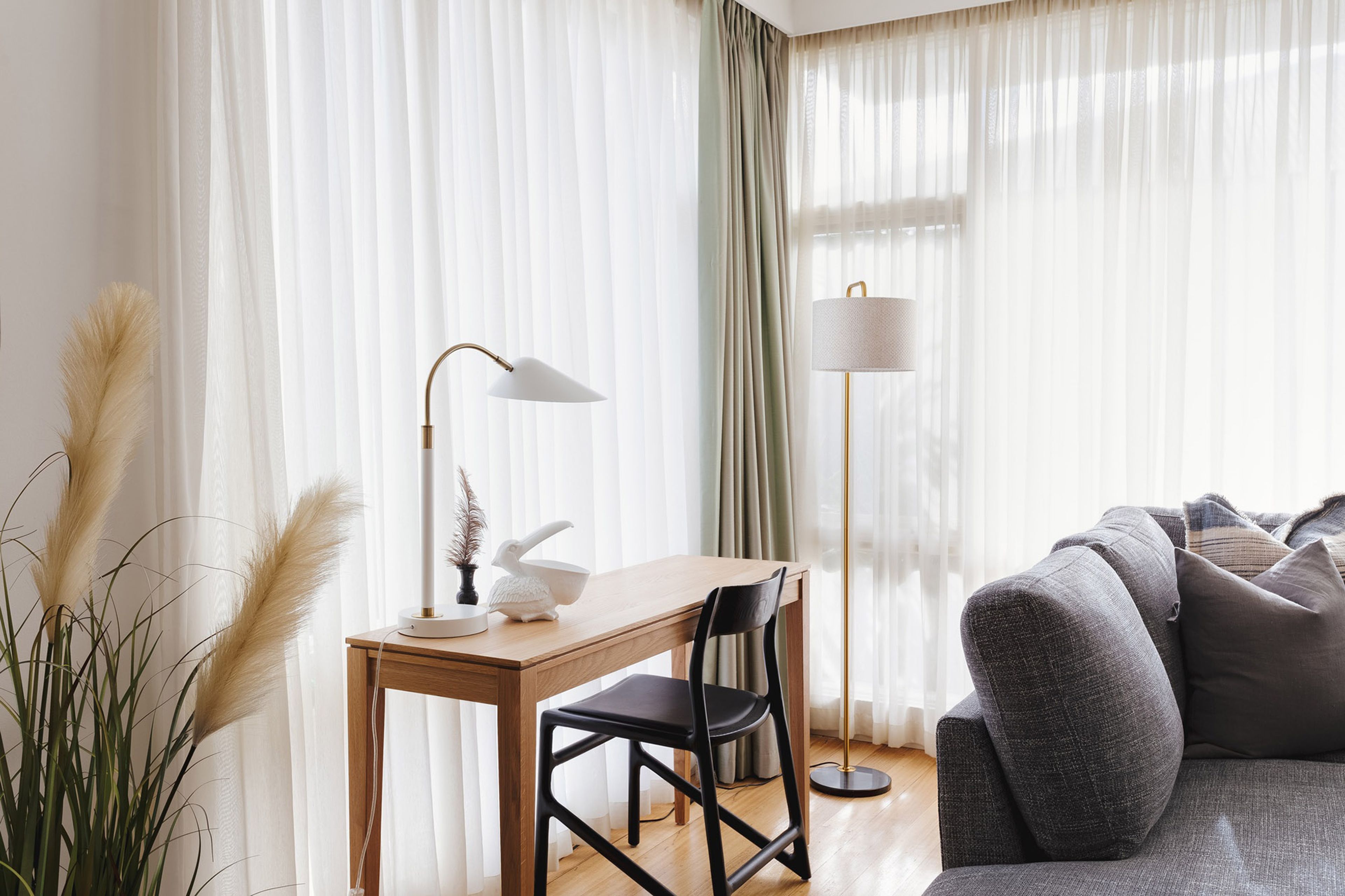 TV, Netflix, streaming services, offices