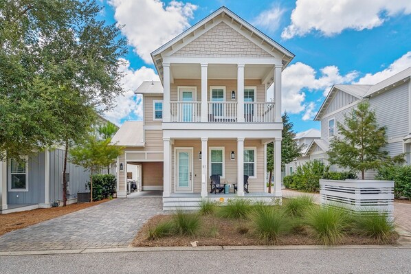 المنشأة من الخارج