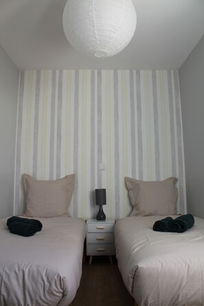 3 bedrooms, travel crib, free WiFi, bed sheets