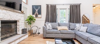 Perfect Pocono Retreat with Lake Access