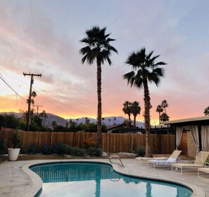 Outdoor pool - Desert Retreat - Private Putting Green, Pool, Universal Tesla EV Charger (Palm Desert)