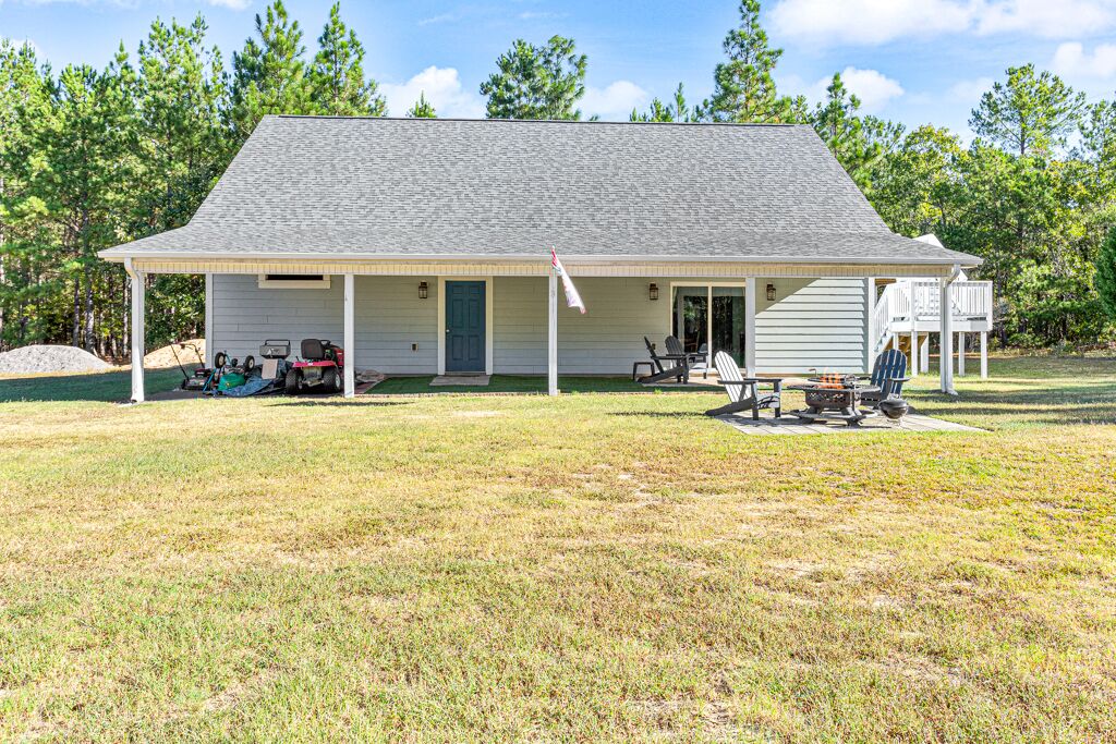 The Restful Rooster Barn Apartment
