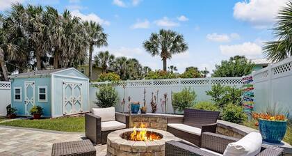 5 BR luxury Beach house 5 min walk to beach