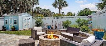 5 BR luxury Beach house 5 min walk to beach