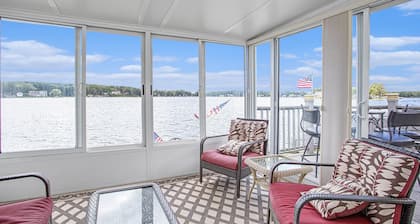 4 bedroom lakefront house on Pine Lake! Sunrise and Sunset views!