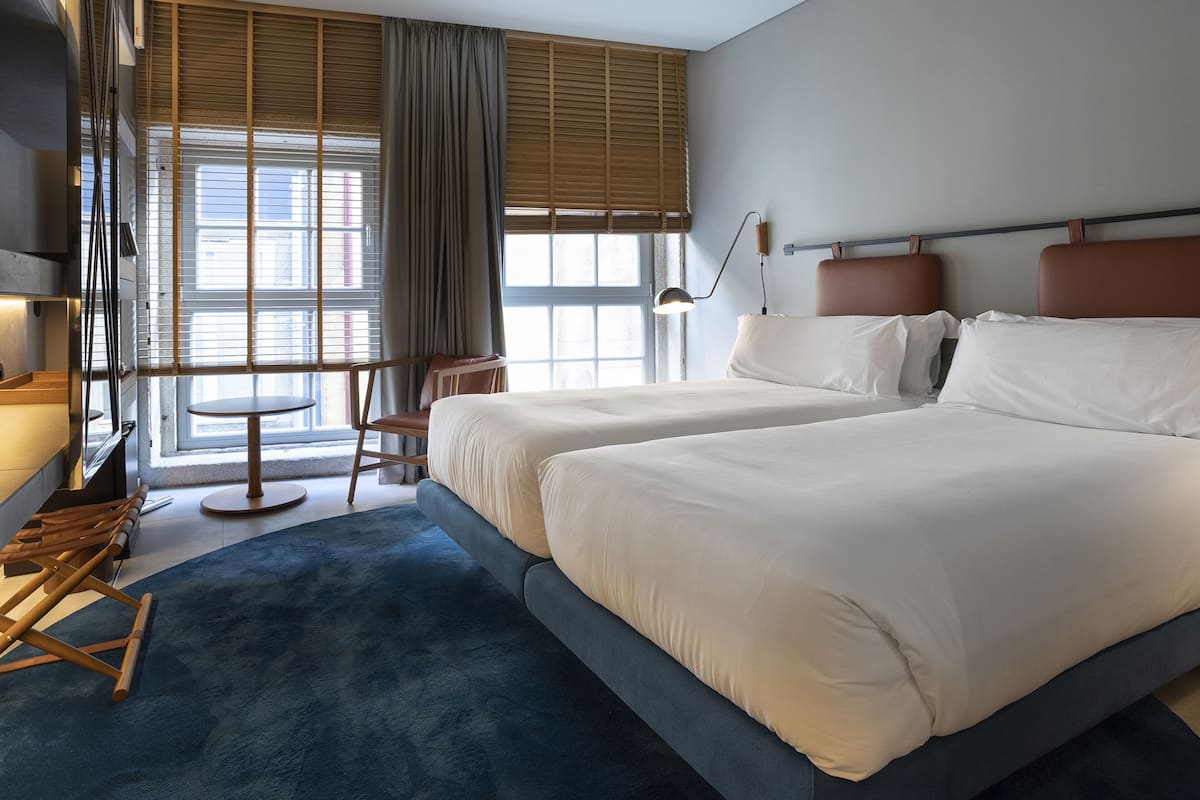 Double Room (Custom)