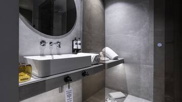 Double Room, City View (Custom) | Bathroom | Shower, hair dryer, towels, soap